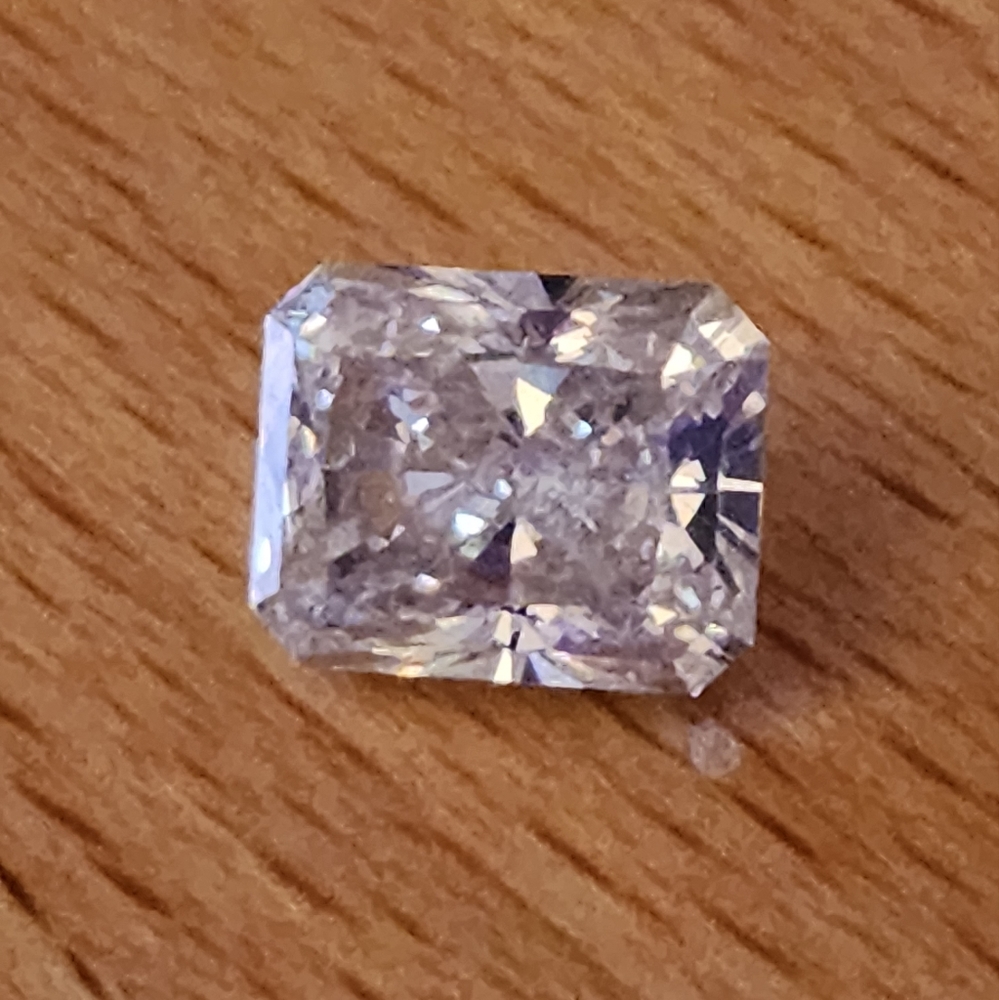 3.03 CT IGI certified lab grown diamond